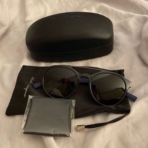 NWOT Salvatore Ferragamo Aviator Mens Sunglasses